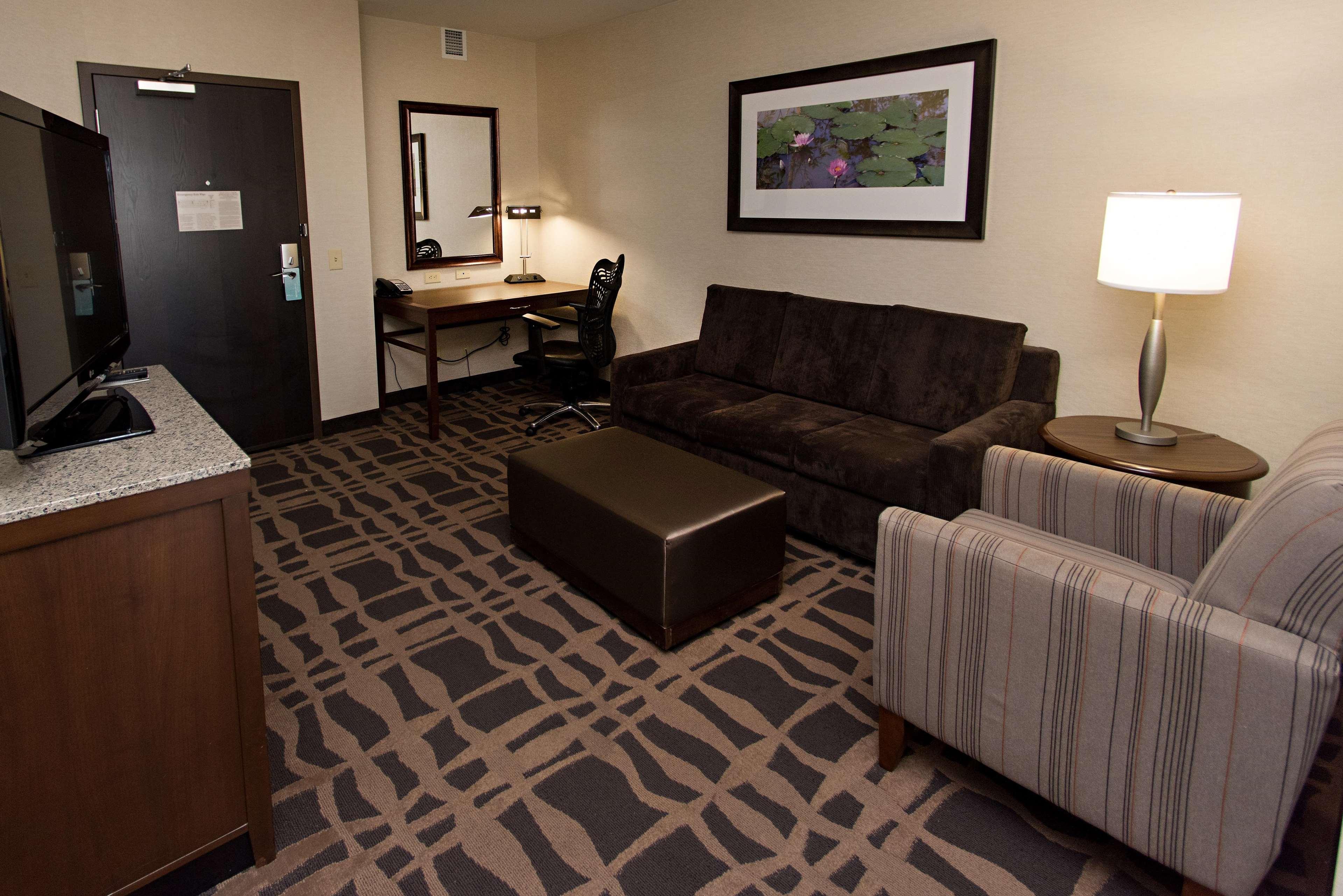 Hilton Garden Inn Dayton South - Austin Landing Springboro Exterior photo