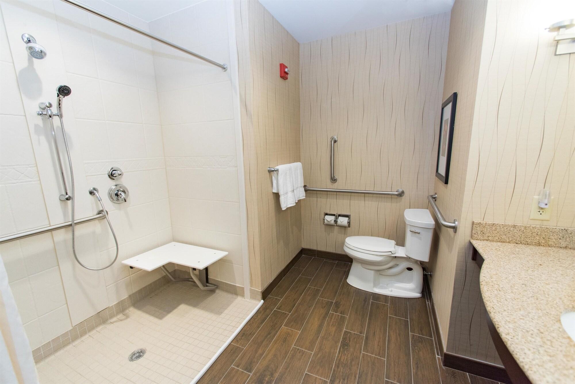 Hilton Garden Inn Dayton South - Austin Landing Springboro Exterior photo